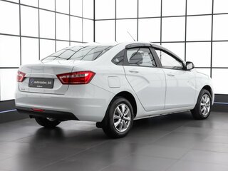 2018 Lada (ВАЗ) Vesta I, белый, 830000 рублей, вид 4