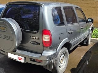 2005 Chevrolet Niva I, серый, 310000 рублей, вид 2