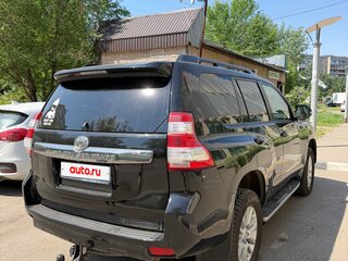 2015 Toyota Land Cruiser Prado 6-speed 150 Series Рестайлинг 1, чёрный, 3500000 рублей, вид 5