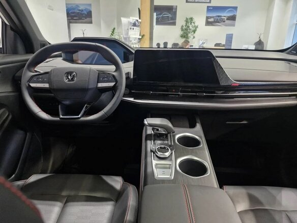 2025 Changan UNI-S I, белый, 3179900 рублей - вид 6
