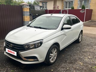 2017 Lada (ВАЗ) Vesta I, белый, 800000 рублей, вид 2