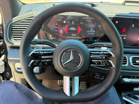 2026 Mercedes-Benz GLS 450 d II (X167) Рестайлинг, чёрный, 16399000 рублей, вид 4