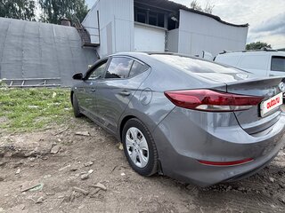 2016 Hyundai Elantra VI (AD), серый, 850000 рублей, вид 4
