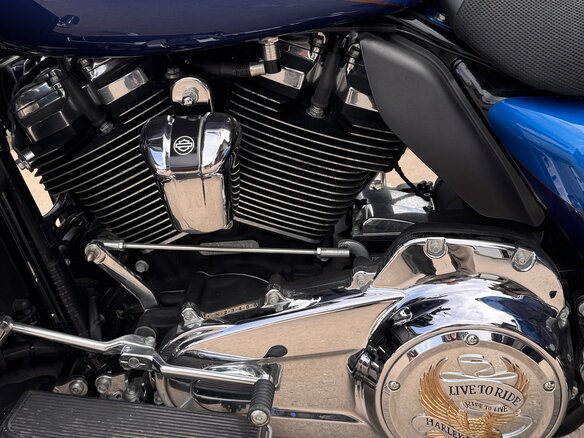 2017 Harley-Davidson Electra Glide, синий, 1800000 рублей - вид 8