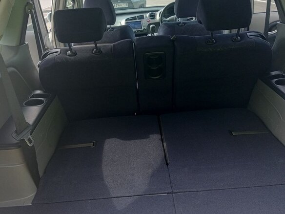 2011 Honda Stream II Рестайлинг, серебристый, 1290000 рублей - вид 15