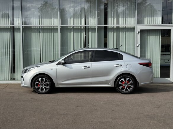 2017 Kia Rio IV, серебристый, 1370000 рублей - вид 7