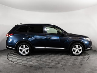2019 Mitsubishi Outlander III Рестайлинг 3, синий, 1999000 рублей, вид 4