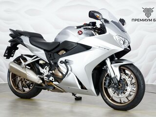 2017 Honda VFR 800, серебристый, 799000 рублей, вид 5
