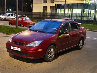 2000 Ford Focus I (North America), красный, 250000 рублей, вид 1