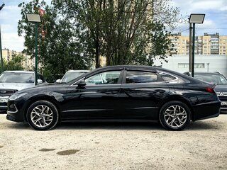 2021 Hyundai Sonata VIII (DN8), чёрный, 1299000 рублей, вид 4