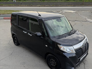 2019 Toyota Roomy I, чёрный, 880000 рублей, вид 2