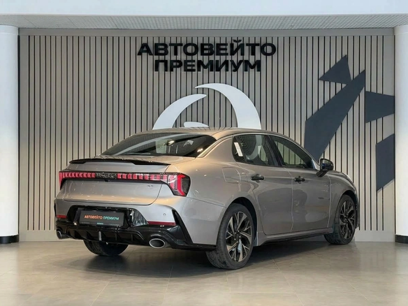 2026 Lynk & Co 03 I Рестайлинг 2, серебристый, 2400000 рублей - вид 1