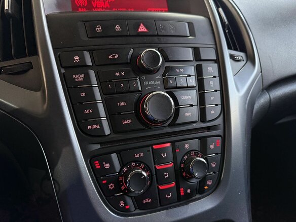 2014 Opel Astra J Рестайлинг, белый - вид 9