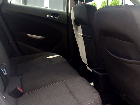 2011 Opel Astra J, белый - вид 16