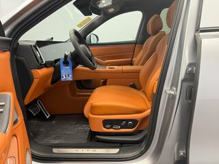 2026 Aito M8 53.4 kWh I, серебристый, 11650000 рублей, вид 3