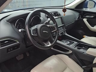 2020 Jaguar F-Pace I, серый, 3250000 рублей, вид 3