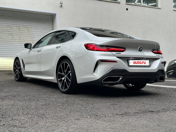 2022 BMW 8 серии Gran Coupe 840i xDrive II (G14/G15/G16), белый, 9500000 рублей - вид 6