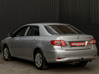 2012 Toyota Corolla X (E140, E150) Рестайлинг, серебристый, 1070000 рублей, вид 4