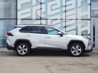 2020 Toyota RAV4 V (XA50), серый, 3650000 рублей, вид 5