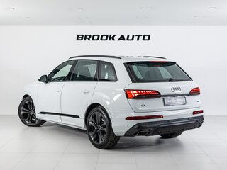 2024 Audi Q7 55 TFSI II (4M) Рестайлинг 2, белый, 11490000 рублей, вид 4