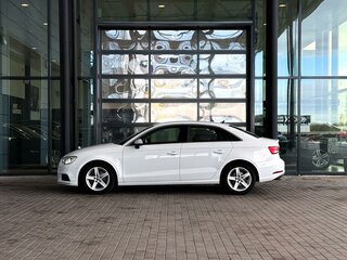 2019 Audi A3 III (8V) Рестайлинг, белый, 1649000 рублей, вид 4