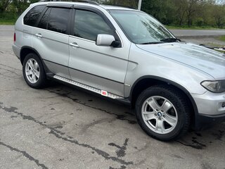 2004 BMW X5 4.4i I (E53) Рестайлинг, серебристый, 930000 рублей, вид 4