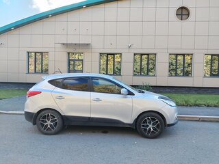 2013 Hyundai ix35 I, серебристый, 1150000 рублей, вид 4