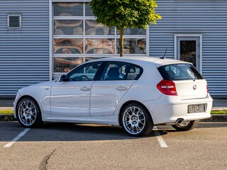 2008 BMW 1 серии 116i I (E81/E82/E87/E88) Рестайлинг, белый, 895000 рублей, вид 4