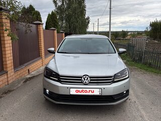 2011 Volkswagen Passat B7, серебристый, 790000 рублей, вид 2