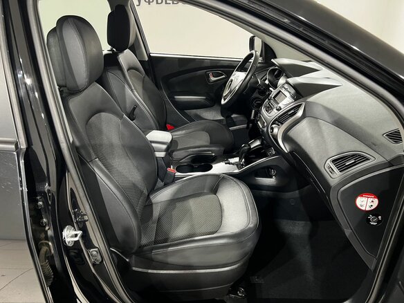 2012 Hyundai ix35 I, чёрный - вид 16