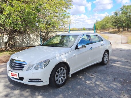 2012 Mercedes-Benz E-Класс 200 7G-Tronic IV (W212, S212, C207), белый, 2500000 рублей, вид 1