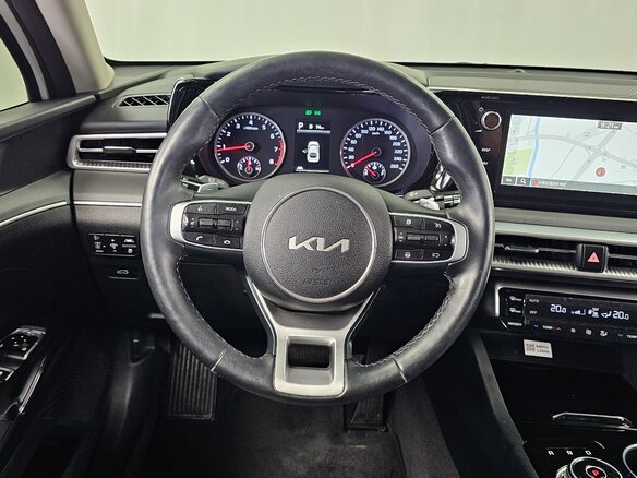2022 Kia K5 III, белый, 2169000 рублей - вид 5