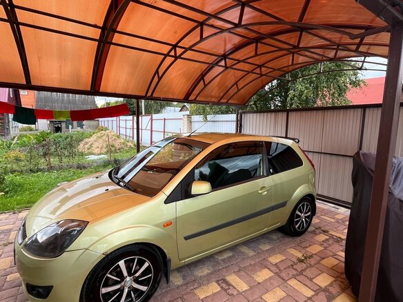 2007 Ford Fiesta Mk5, зелёный, 420000 рублей - вид 1