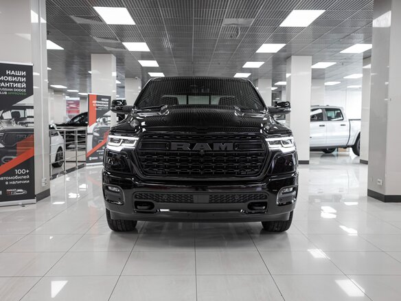 2026 Ram 1500 Crew Cab eTorque V Рестайлинг, чёрный, 11300000 рублей - вид 4