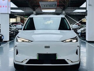 2025 Geely Galaxy E5 68.39 kWh, белый, 3090000 рублей, вид 2