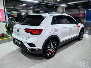 2022 Volkswagen T-Roc I (China Market), белый, 1799000 рублей, вид 1