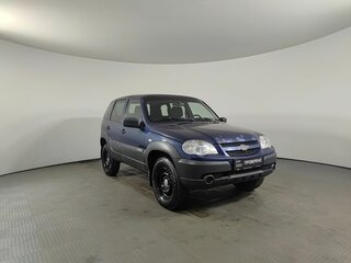 2017 Chevrolet Niva I Рестайлинг, синий, 572000 рублей, вид 3