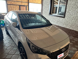 2021 Hyundai Solaris II Рестайлинг, белый, 1595000 рублей, вид 2