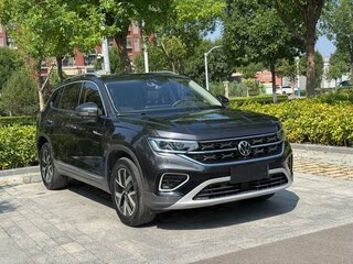 2023 Volkswagen Tayron I Рестайлинг, чёрный, 3115130 рублей, вид 4