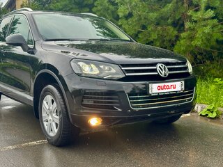 2014 Volkswagen Touareg II, чёрный, 2700000 рублей, вид 2