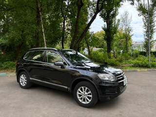 2013 Volkswagen Touareg II, чёрный, 2200000 рублей, вид 4
