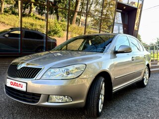 2012 Skoda Octavia II (A5) Рестайлинг, серый, 825000 рублей, вид 1