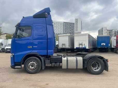 2014 Volvo FH, синий, 2900000 рублей, вид 4