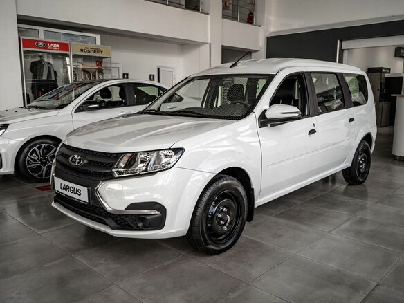 2026 Lada (ВАЗ) Largus I Рестайлинг, белый - вид 2
