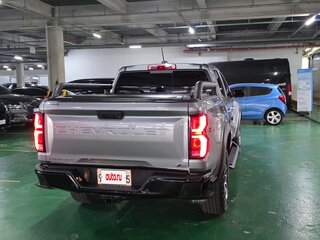 2024 Chevrolet Colorado III, серый, 5840000 рублей, вид 4