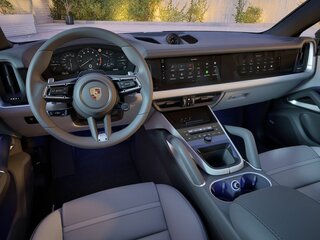 2026 Porsche Cayenne Coupé III Рестайлинг, серый, 19900000 рублей, вид 4