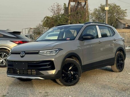 Volkswagen Tharu XR