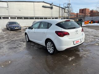 2011 Opel Astra J, белый, 750000 рублей, вид 5
