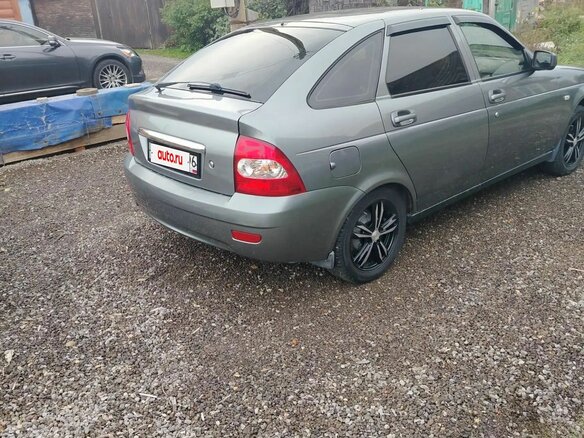 2011 Lada (ВАЗ) Priora I, серый, 490000 рублей - вид 1