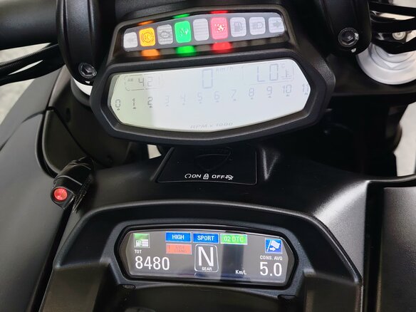 2014 Ducati Diavel, чёрный, 979000 рублей - вид 8